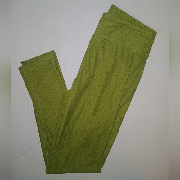 LuLaRoe Pants - LuLaRoe Army Green Leggings